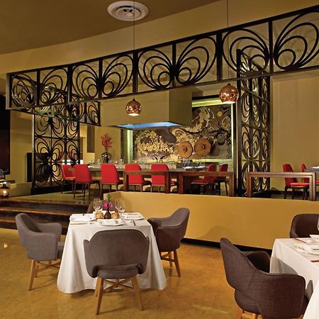 منتجع وسبا بريثليس بونتا كانا - للبالغين فقط المظهر الخارجي الصورة The restaurant at the hotel