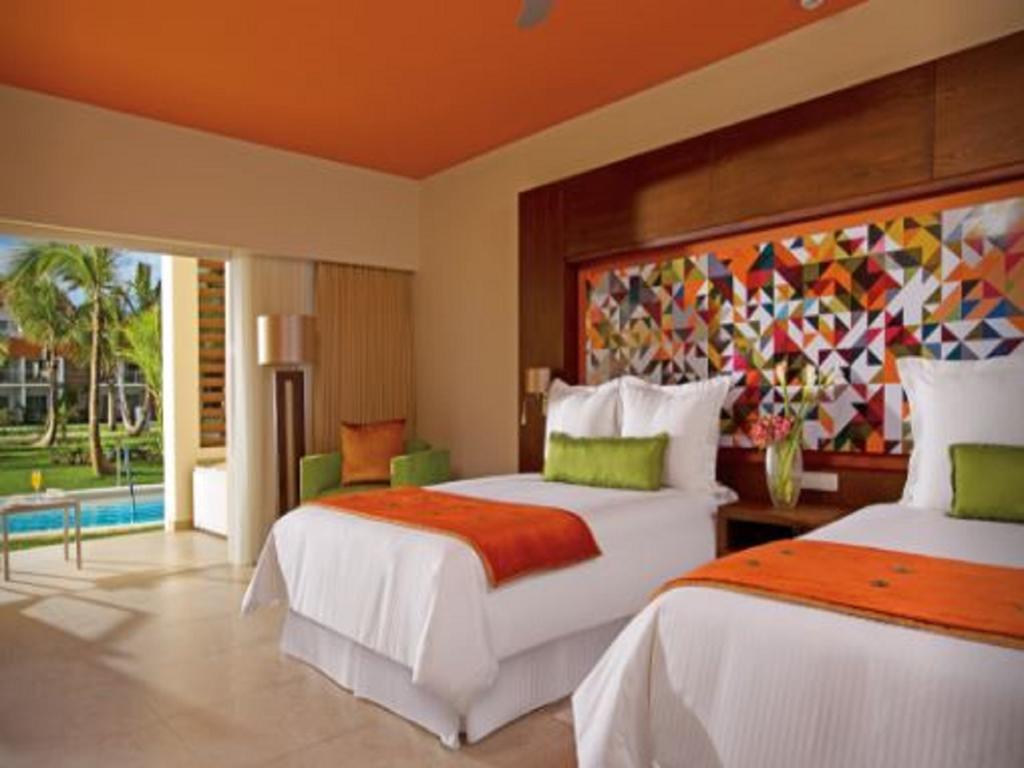منتجع وسبا بريثليس بونتا كانا - للبالغين فقط المظهر الخارجي الصورة A room at the Hard Rock Hotel