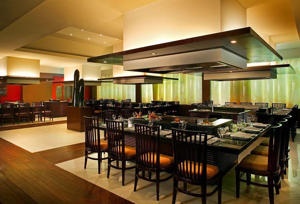 منتجع وسبا بريثليس بونتا كانا - للبالغين فقط المظهر الخارجي الصورة The interior of a restaurant